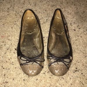 Coach flats